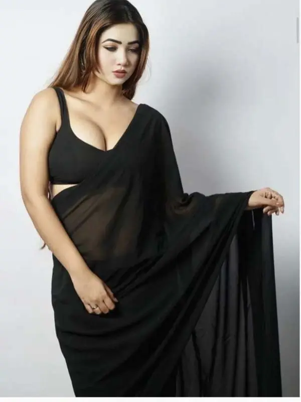 Tanya - Glamorous Bangalore Escort