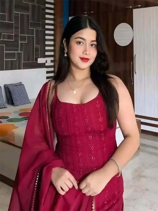 Riya - Bangalore VIP Escort